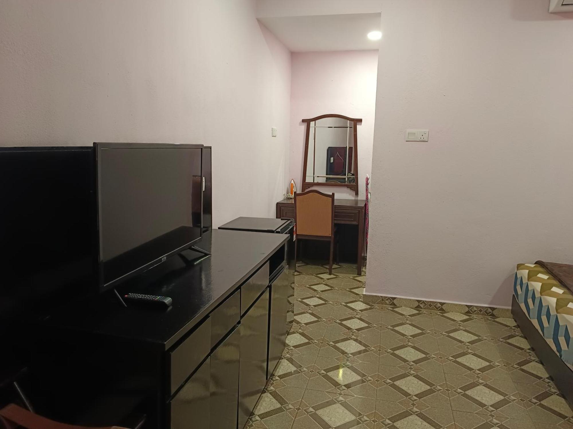 Alfa Roomstay Пантай Ченанг Екстериор снимка