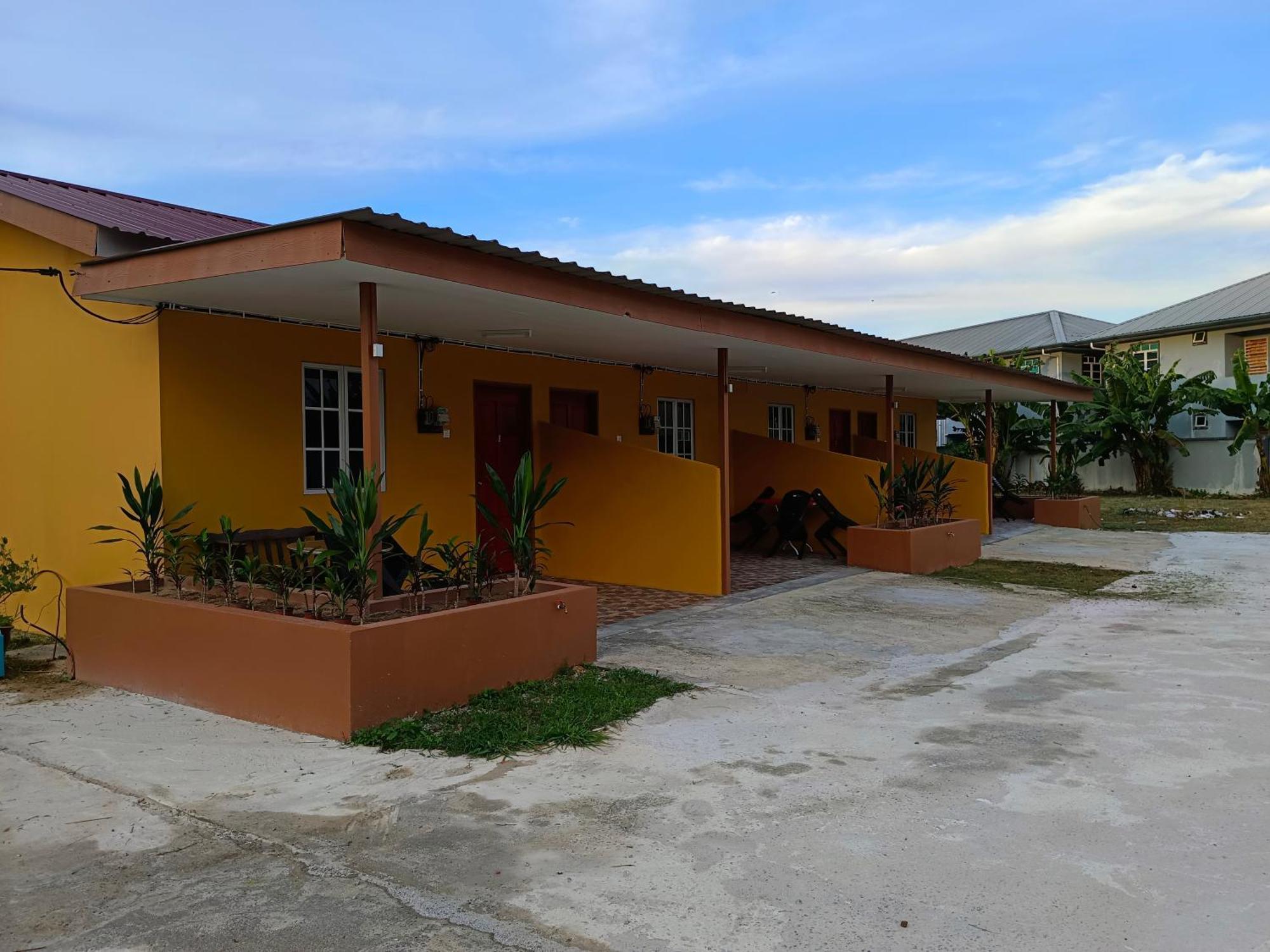 Alfa Roomstay Пантай Ченанг Екстериор снимка